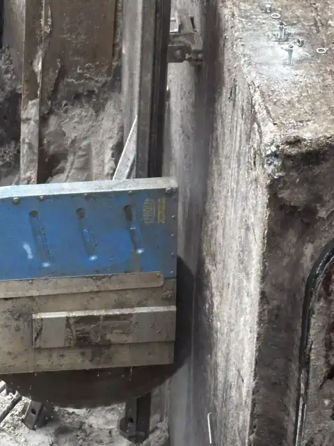 Betonsägearbeiten am Abwasserkanal – Jandeck Kernbohrungen